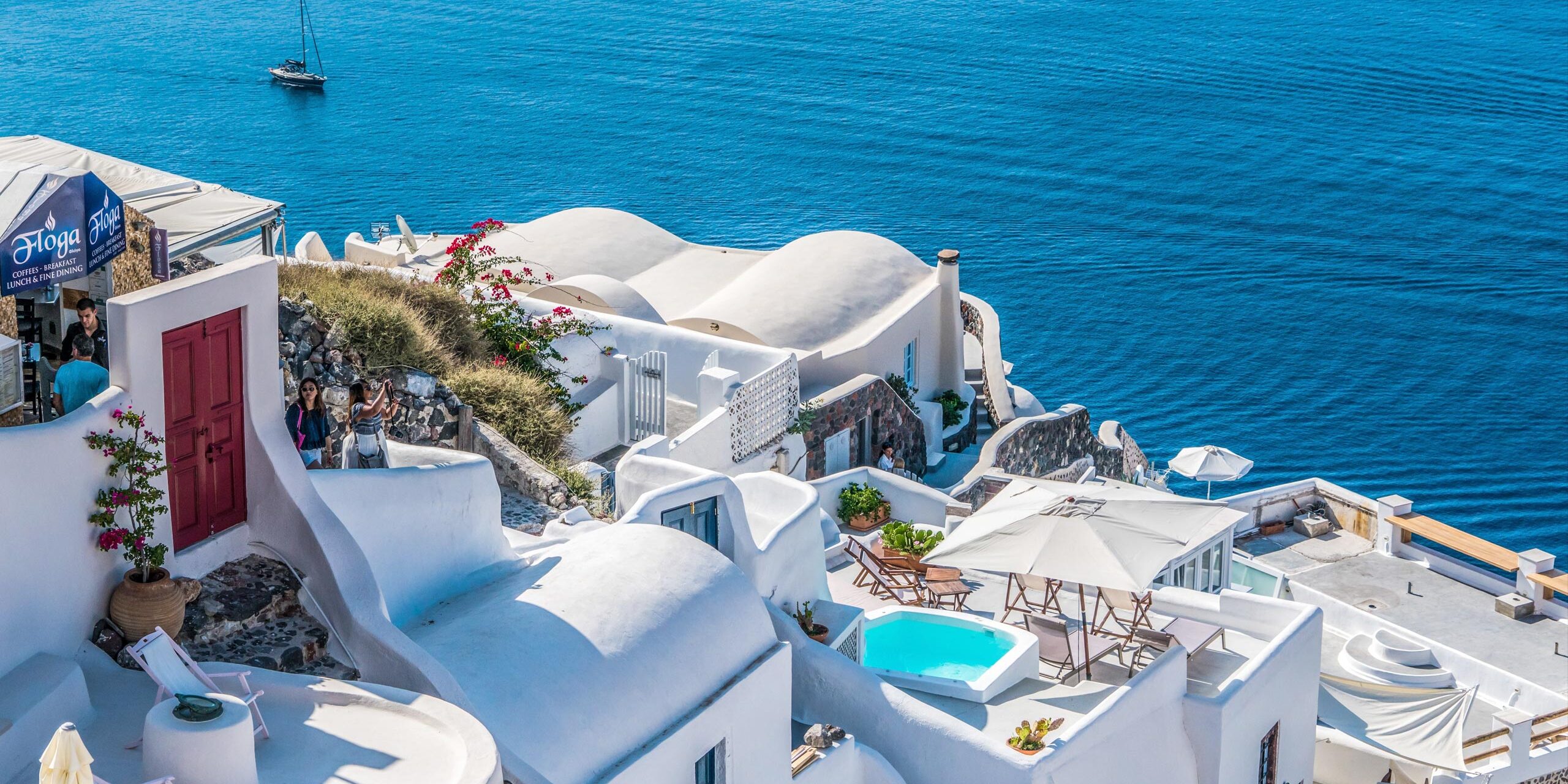 beach-boat-cliff-163864